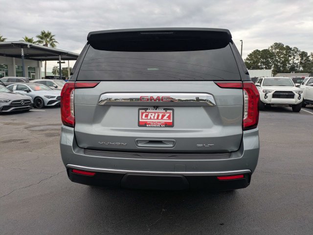 Used 2023 GMC Yukon SLT w/ SLT Luxury Package AWD/4WD image 6