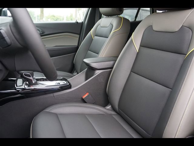 New 2025 Chevrolet Trax ACTIV w/ Driver Confidence Package image 3