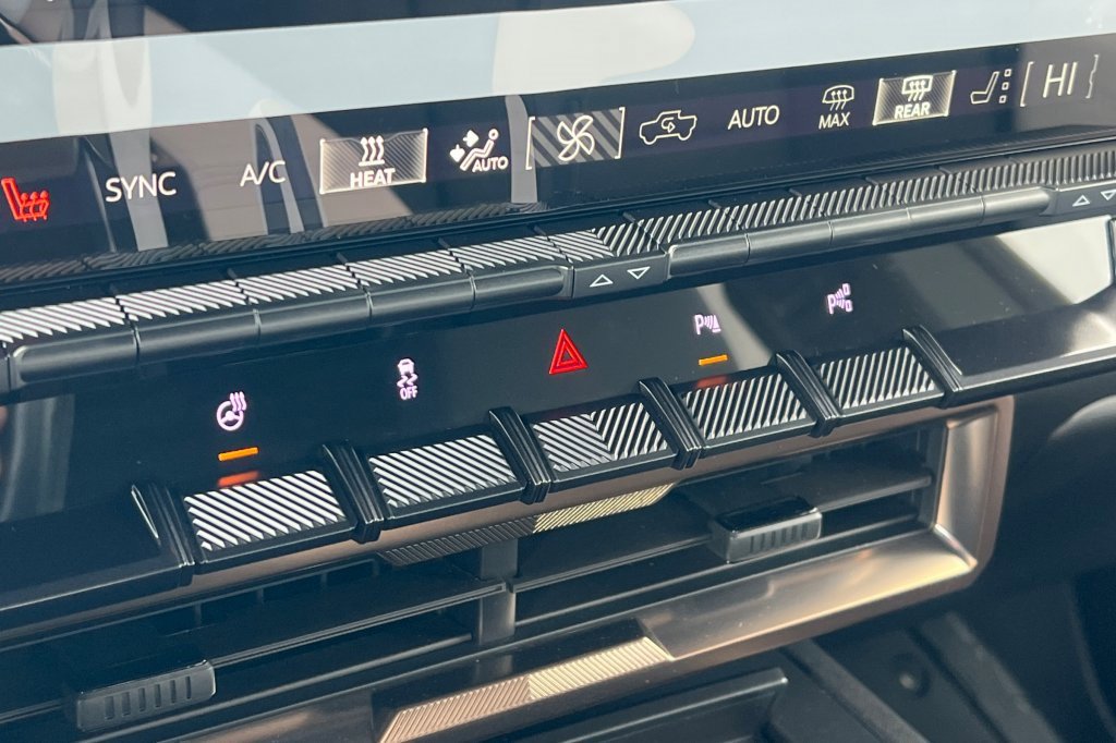 New 2025 GMC Hummer EV 3X image 17