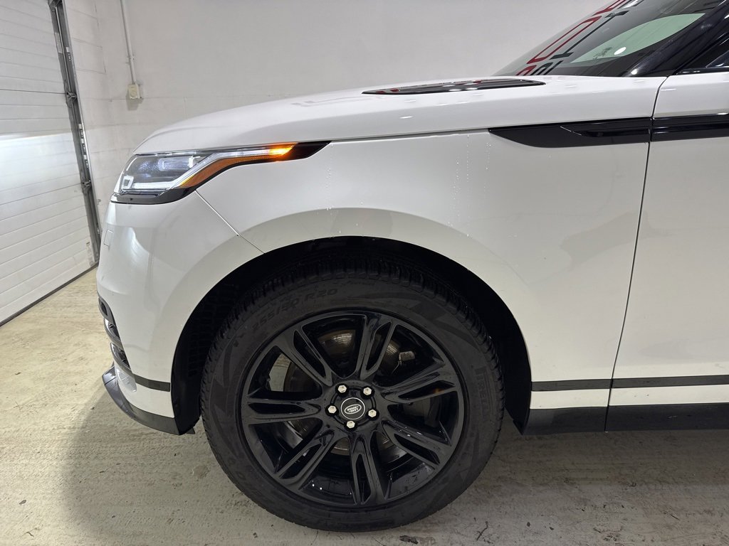 Used 2023 Land Rover Range Rover Velar R-Dynamic S image 7