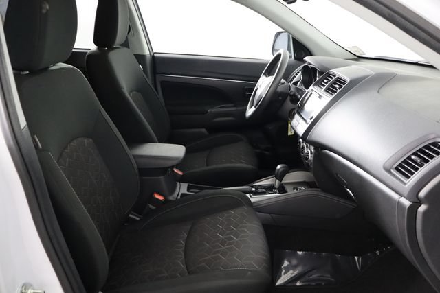 Used 2024 Mitsubishi Outlander Sport ES AWD/4WD image 16