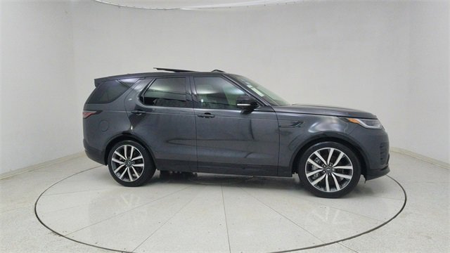 Used 2024 Land Rover Discovery Dynamic SE image 68