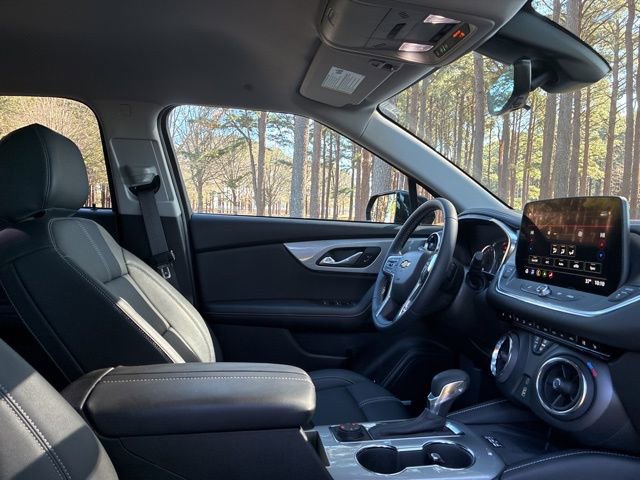 Used 2024 Chevrolet Blazer LT w/ Sound & Technology Package image 24