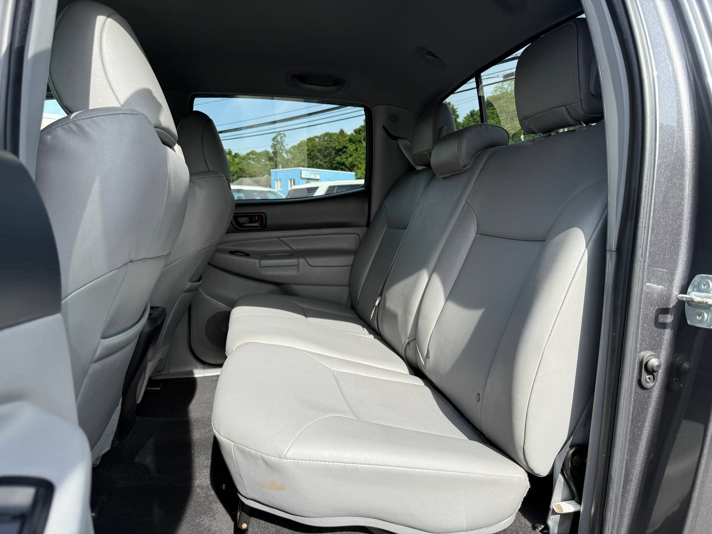 Used 2014 Toyota Tacoma 4x4 Double Cab image 16