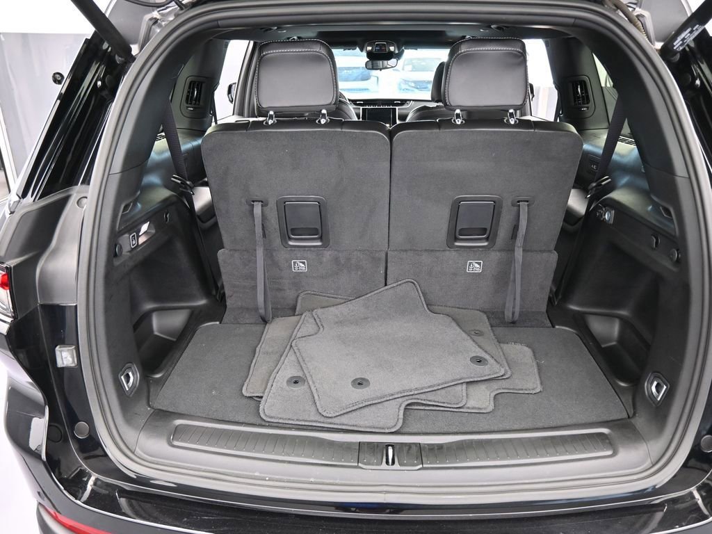 Used 2024 Jeep Grand Cherokee L Altitude image 42