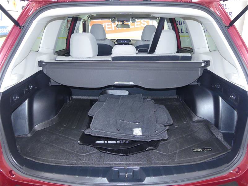 Used 2021 Subaru Forester Premium AWD/4WD image 27