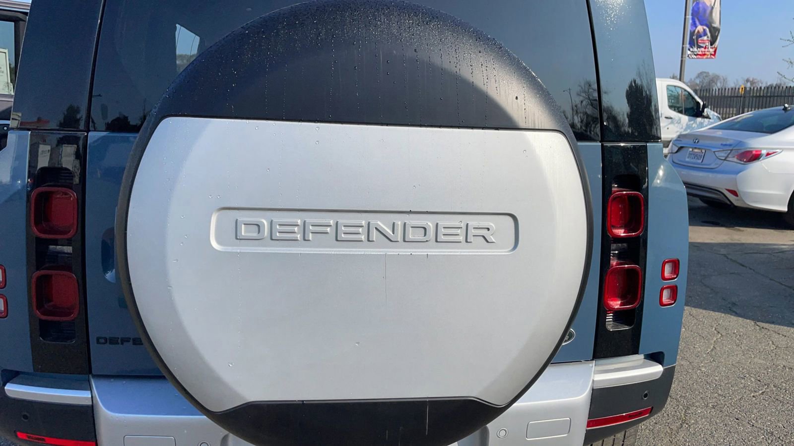 Used 2021 Land Rover Defender 110 SE AWD/4WD image 29