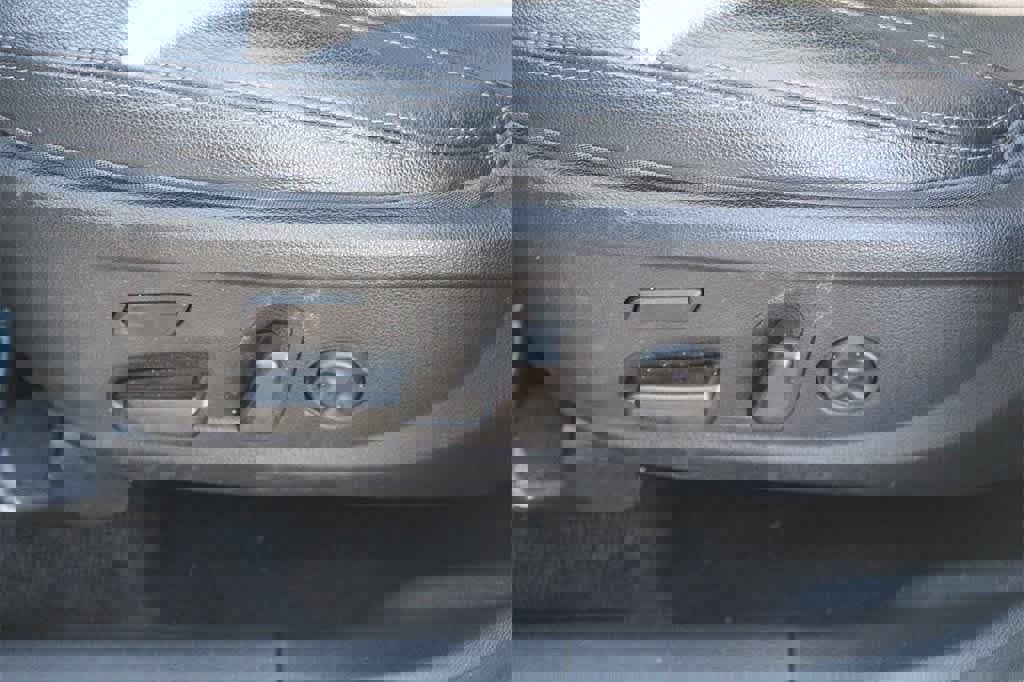 Certified 2020 Hyundai Santa Fe Limited image 29