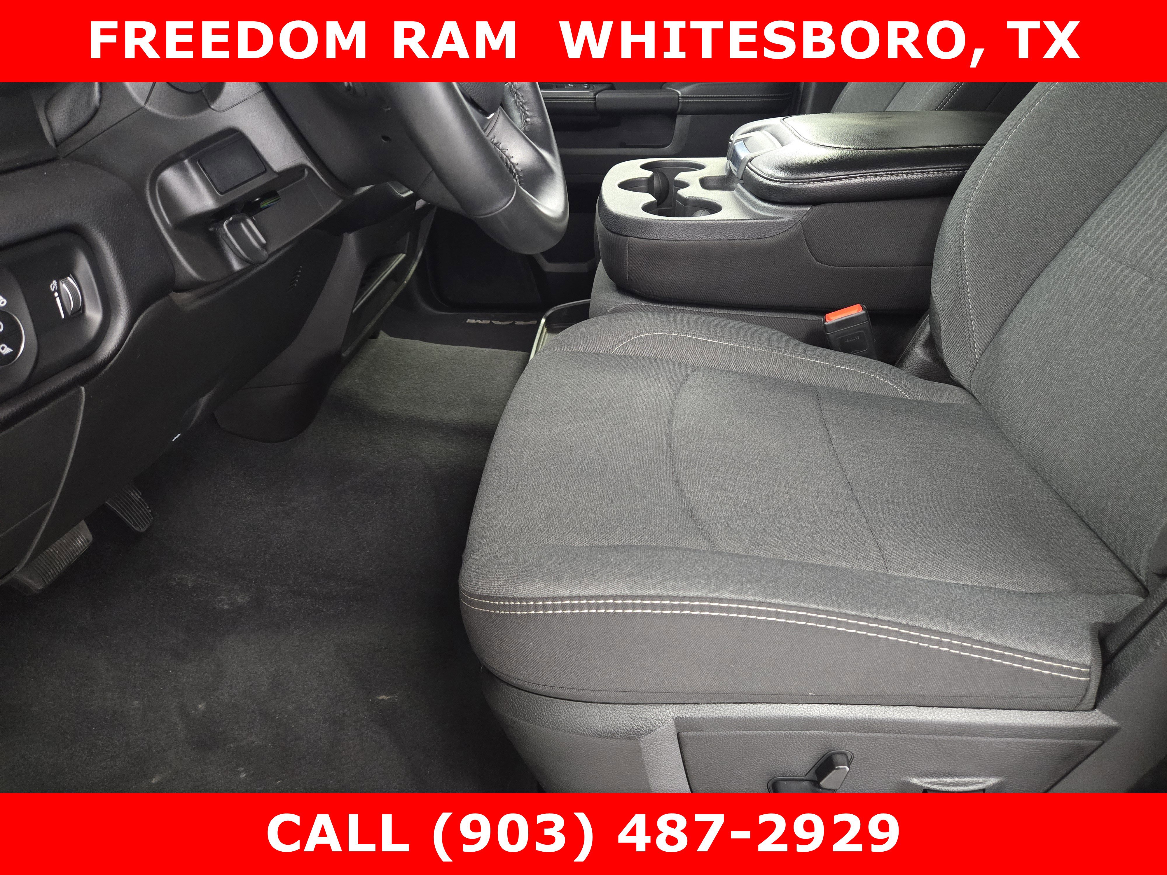 Used 2024 RAM 2500 Big Horn w/ Sport Appearance Package image 8