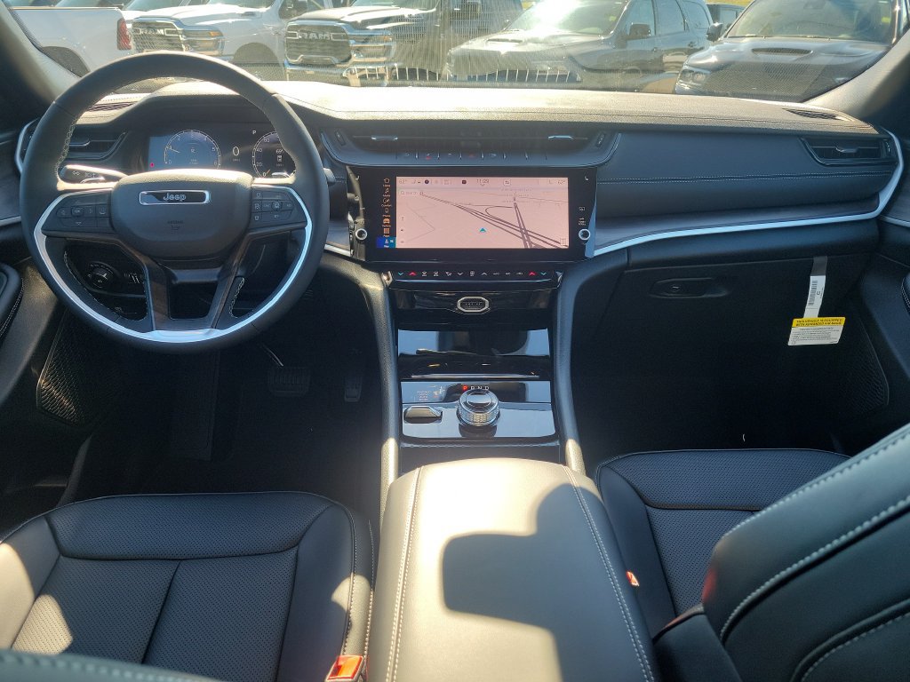 New 2027 Jeep Grand Cherokee Limited AWD/4WD image 8