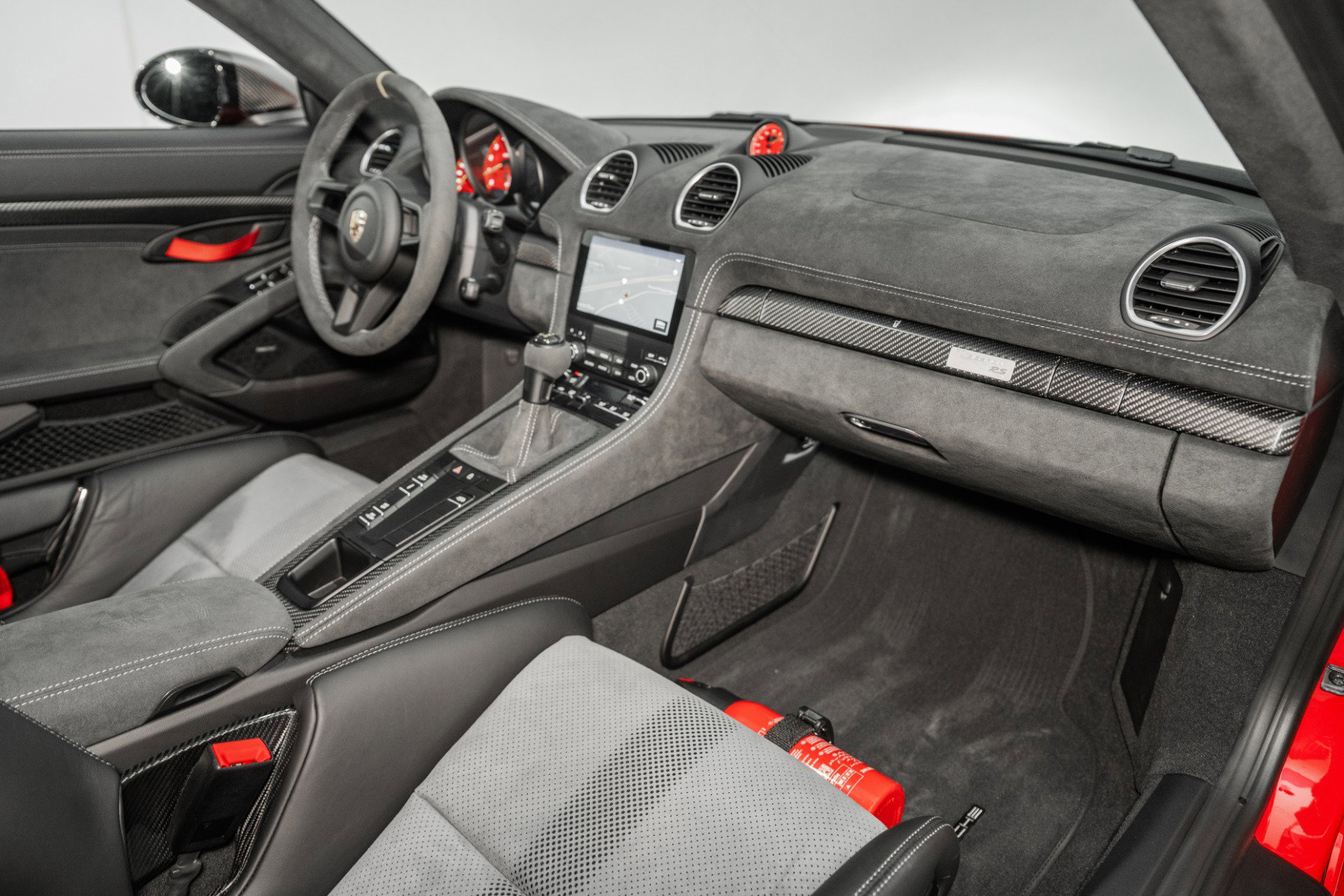 Used 2024 Porsche 718 Cayman GT4 RS image 19