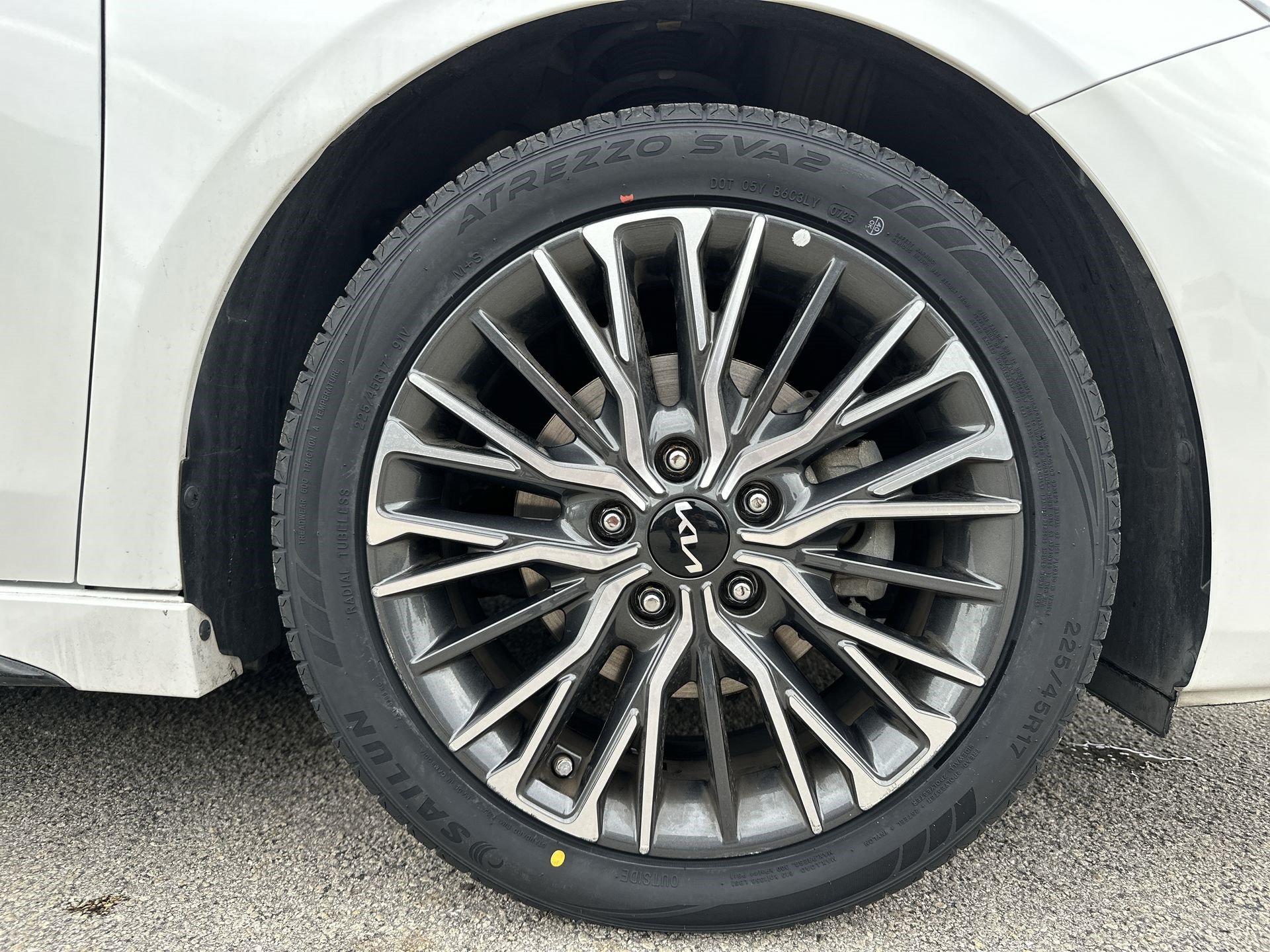 Certified 2024 Kia Forte GT-Line FWD image 18
