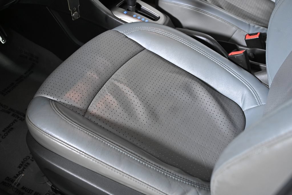 Used 2015 Chevrolet Sonic LTZ w/ Advanced Safety Package FWD image 24