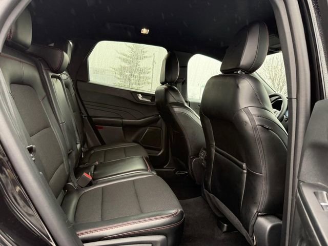 Used 2025 Ford Escape ST-Line image 11