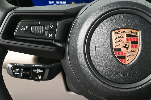 New 2025 Porsche Macan 4S Electric image 11