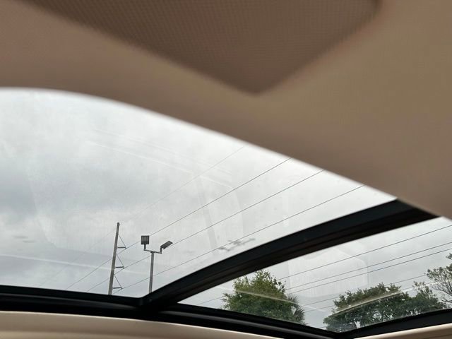 Used 2020 Lincoln Aviator Reserve w/ Equipment Group 201A image 10