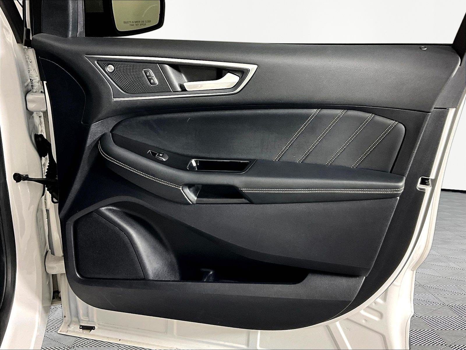 Used 2019 Ford Edge ST w/ Equipment Group 401A AWD/4WD image 28