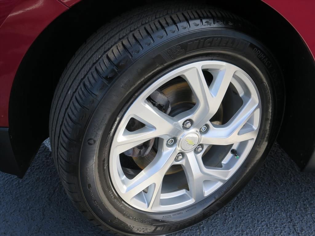 Used 2020 Chevrolet Equinox LT image 18