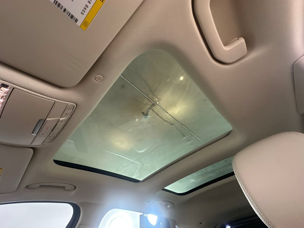 Certified 2022 Mercedes-Benz GLC 300 image 33