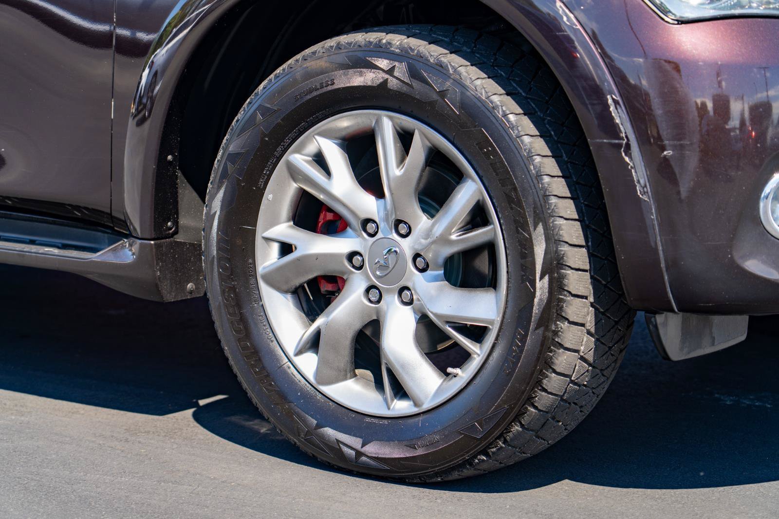 Used 2011 INFINITI QX56 4WD w/ Theater Pkg image 7