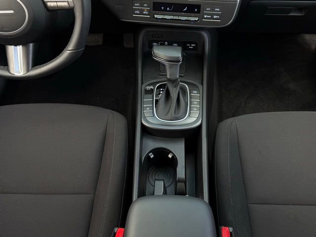 Used 2026 Hyundai Kona SEL Sport FWD image 27