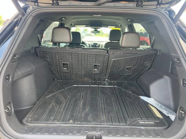 Used 2024 Chevrolet Equinox RS FWD image 14