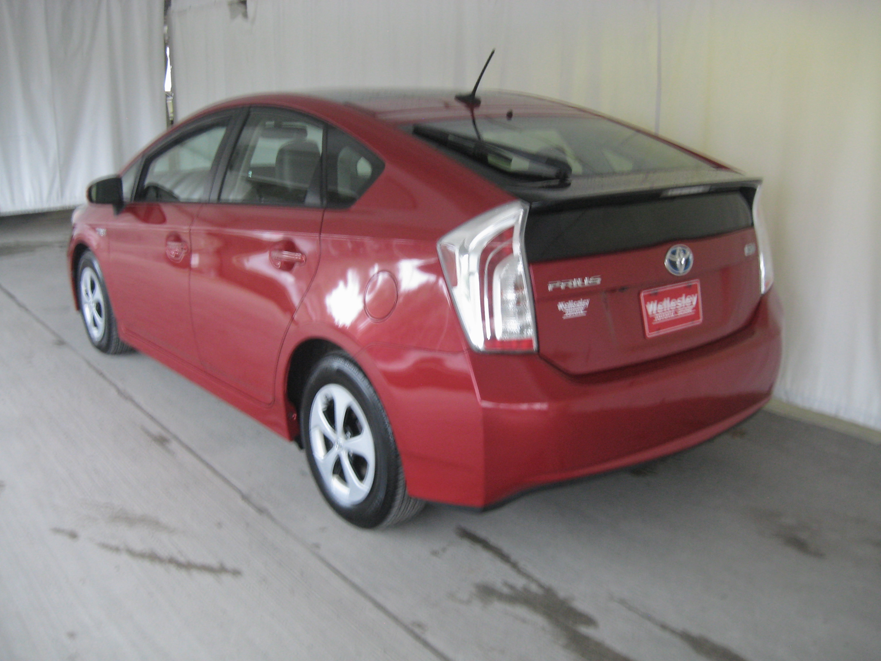 Used 2013 Toyota Prius Four w/ Deluxe Solar Roof Pkg image 25