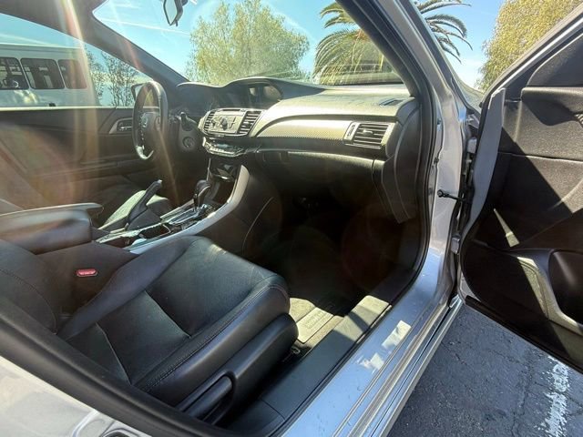 Used 2017 Honda Accord Sport Special Edition image 10