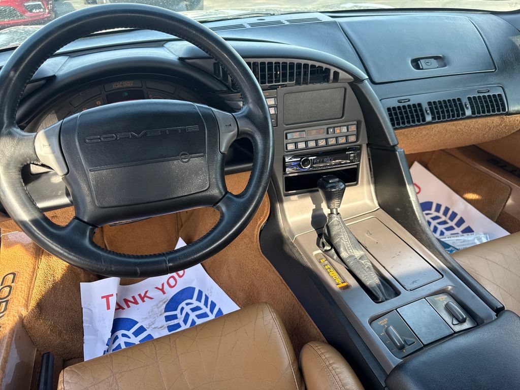 Used 1990 Chevrolet Corvette Convertible RWD image 17
