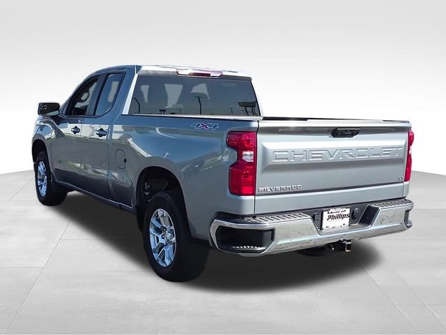Used 2023 Chevrolet Silverado 1500 LT AWD/4WD image 3