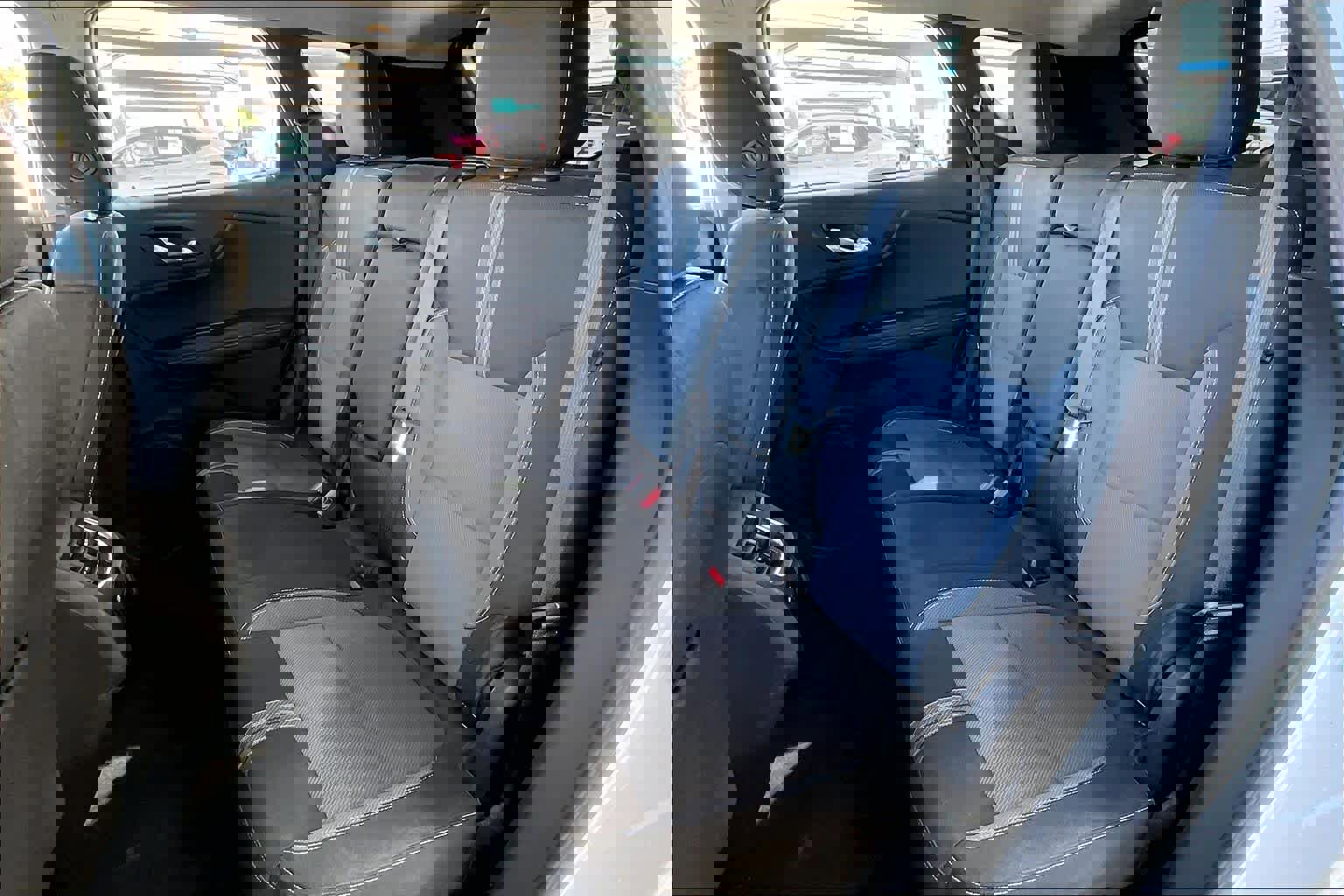 Used 2023 Chevrolet Blazer LT image 17