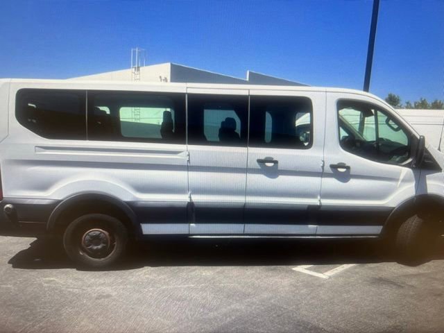 Used 2019 Ford Transit 350 XLT RWD image 4