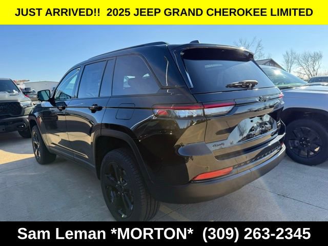 New 2025 Jeep Grand Cherokee Limited w/ Black Appearance Package image 14