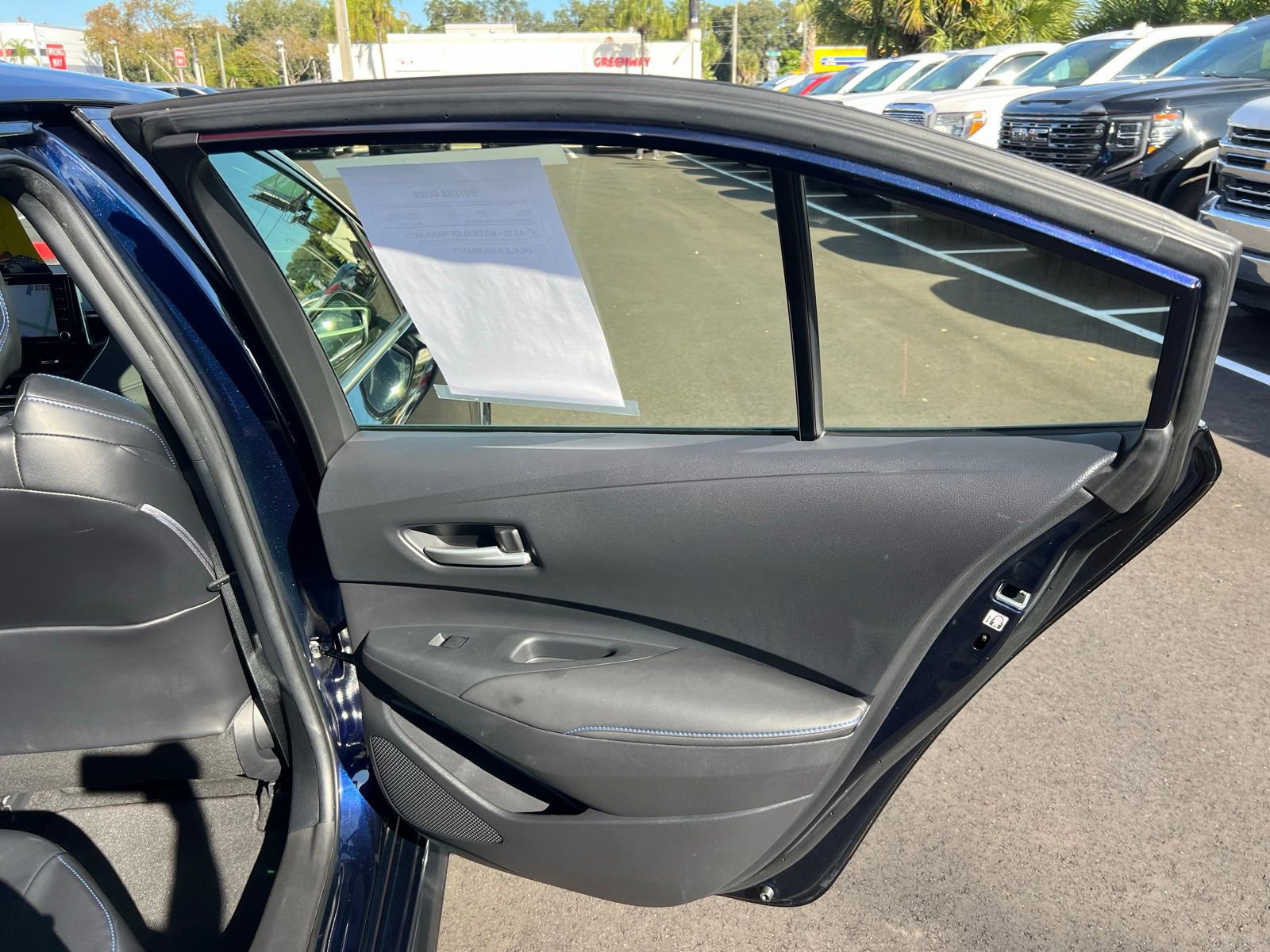 Used 2020 Toyota Corolla XSE image 45