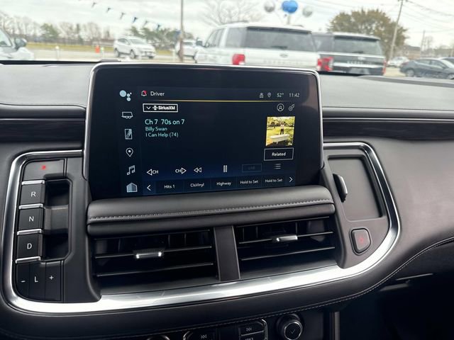 Used 2024 Chevrolet Suburban LT image 25