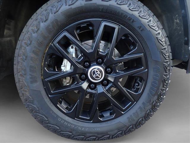 Used 2024 Toyota Tundra Limited AWD/4WD image 6