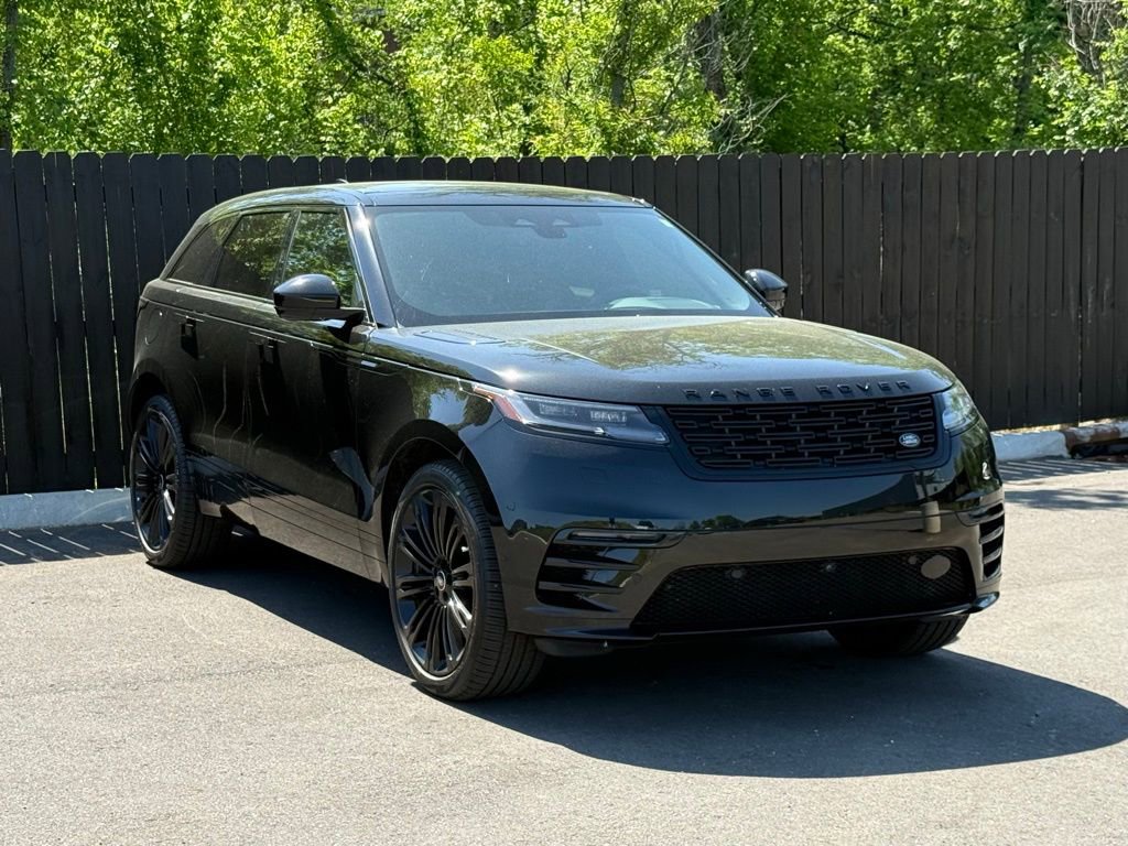 Certified 2026 Land Rover Range Rover Velar Dynamic SE AWD/4WD image 8