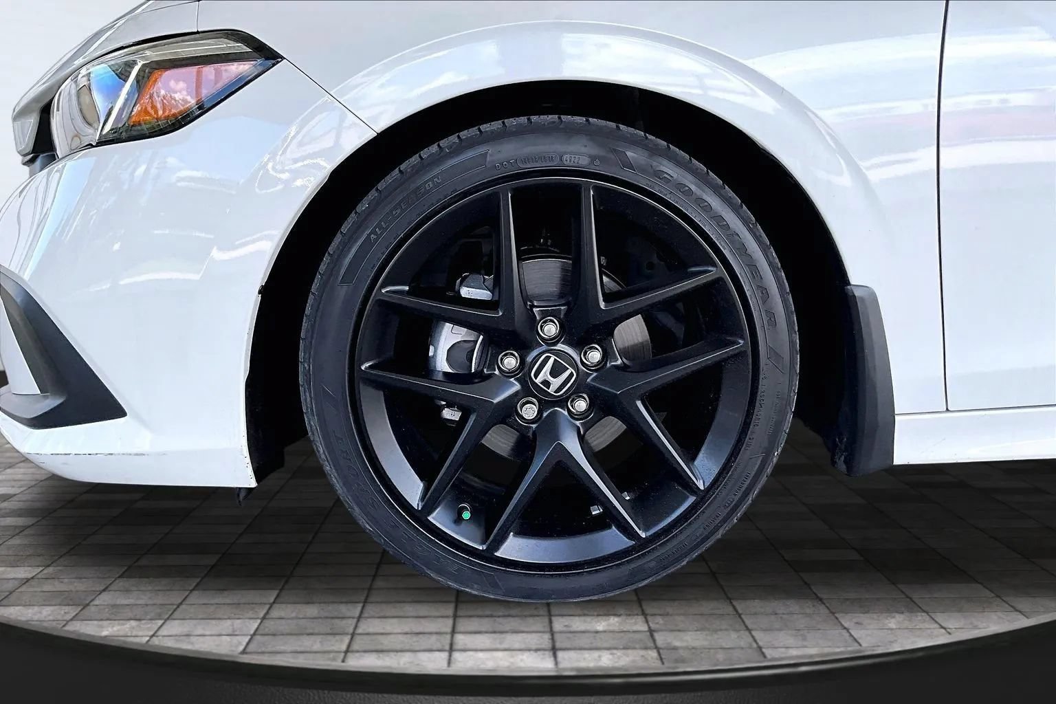 Used 2023 Honda Civic Sport image 30