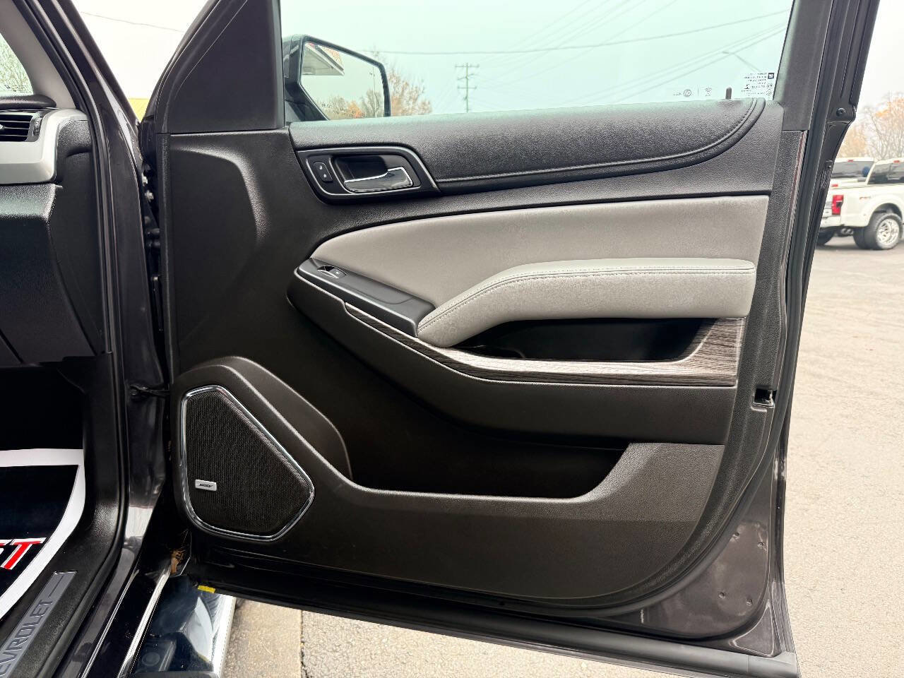 Used 2017 Chevrolet Tahoe LT w/ LT Signature Package image 41