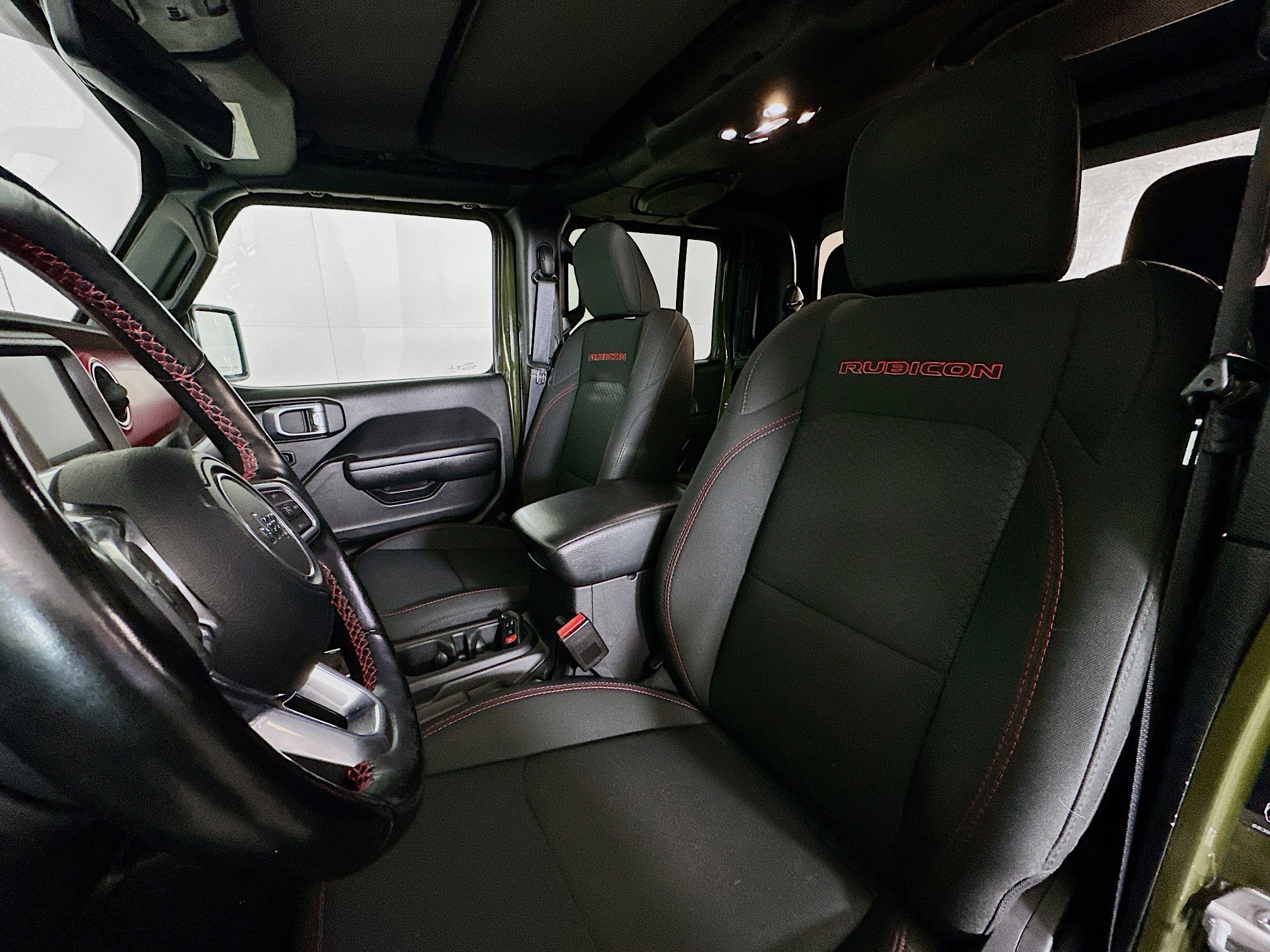 Used 2022 Jeep Gladiator Rubicon w/ Cold Weather Group image 13