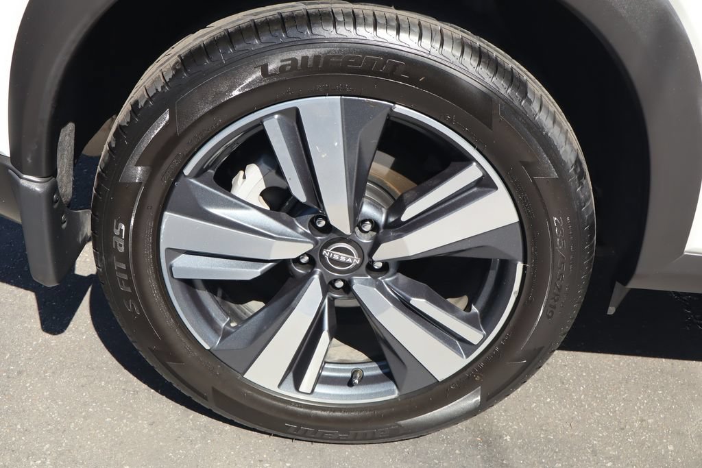 Used 2023 Nissan Rogue SL w/ SL Premium Package FWD image 11