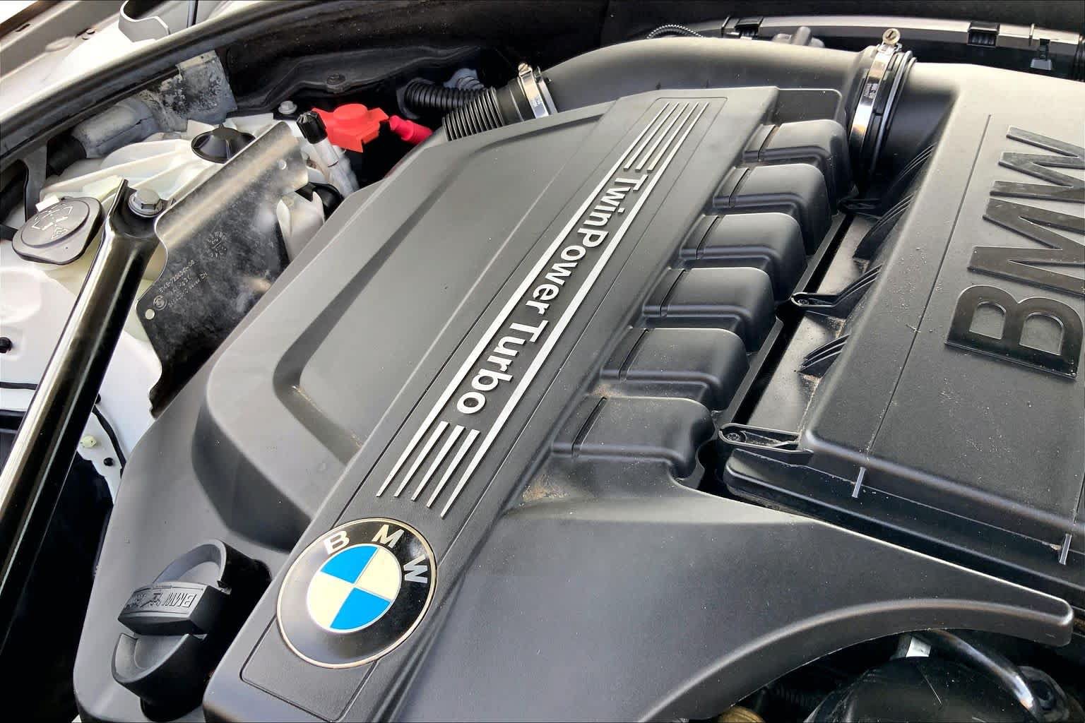 Used 2014 BMW 535i xDrive Sedan AWD/4WD image 33