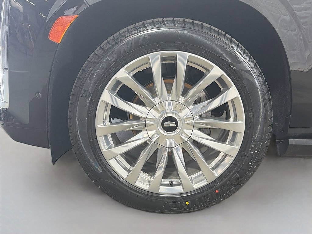 Used 2021 Cadillac Escalade Premium Luxury w/ Driver Assist Tech Package AWD/4WD image 33