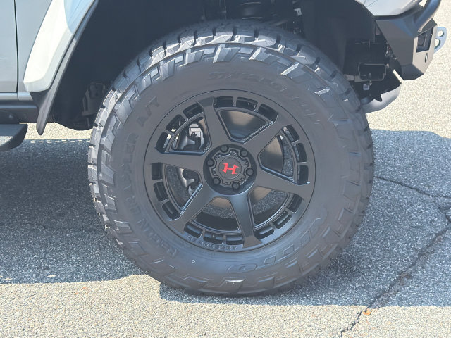 New 2026 Ford Bronco Raptor w/ Interior Carbon Fiber Pack AWD/4WD image 14