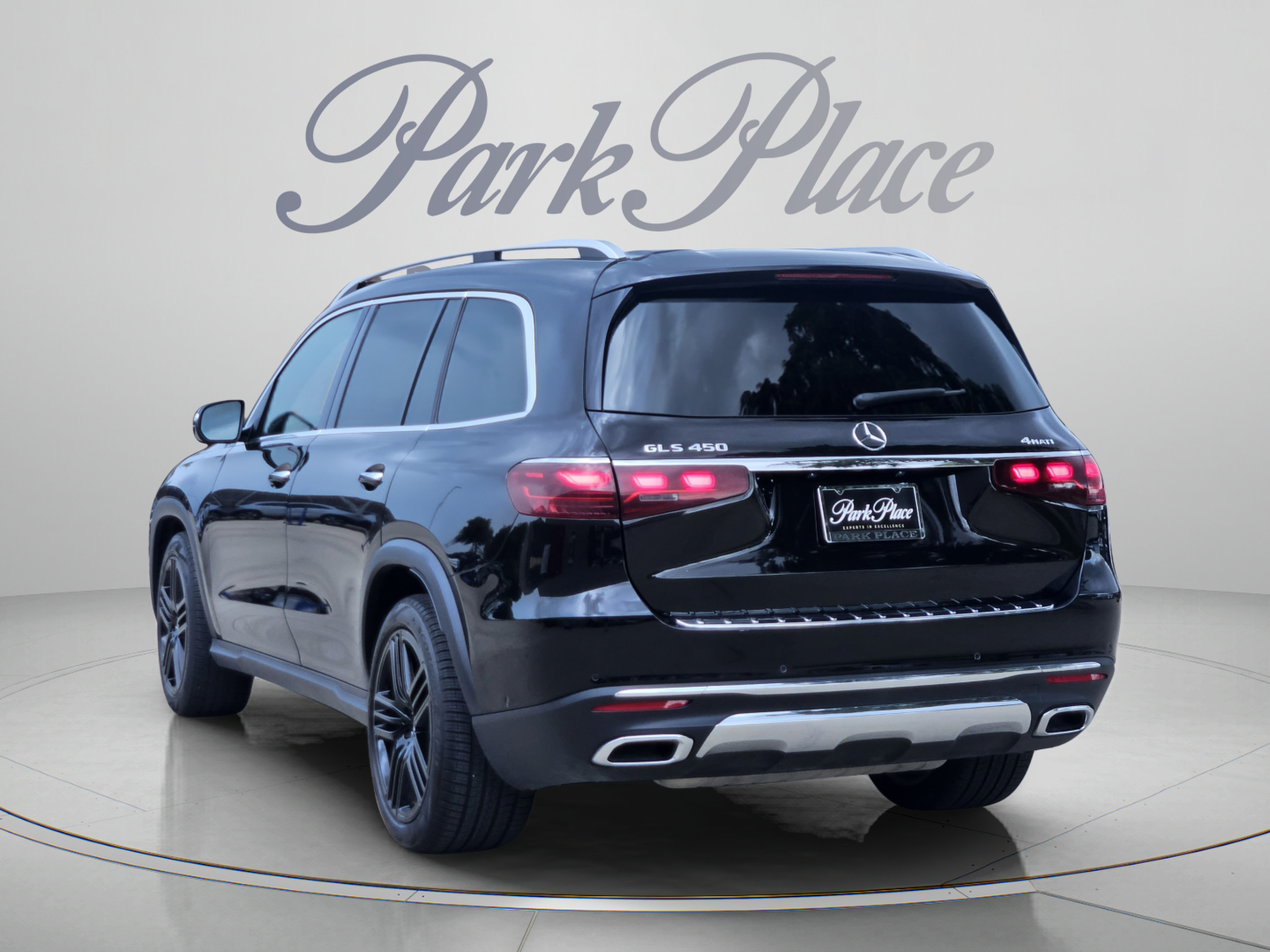 Certified 2024 Mercedes-Benz GLS 450 4MATIC image 3