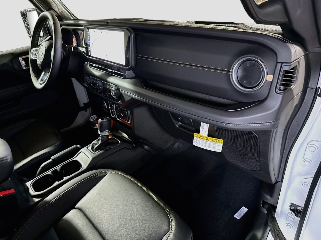 New 2027 Jeep Wrangler Unlimited Sahara AWD/4WD image 33