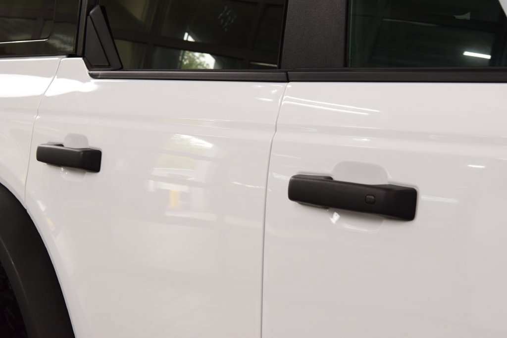 Used 2024 Ford Bronco Badlands AWD/4WD image 16