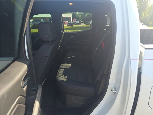 Used 2024 Chevrolet Colorado Z71 w/ Z71 Convenience Package 2 AWD/4WD image 27