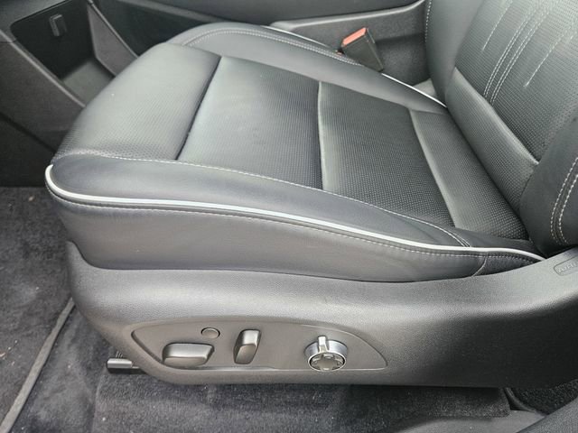 Used 2025 Buick Enclave Avenir AWD/4WD image 23