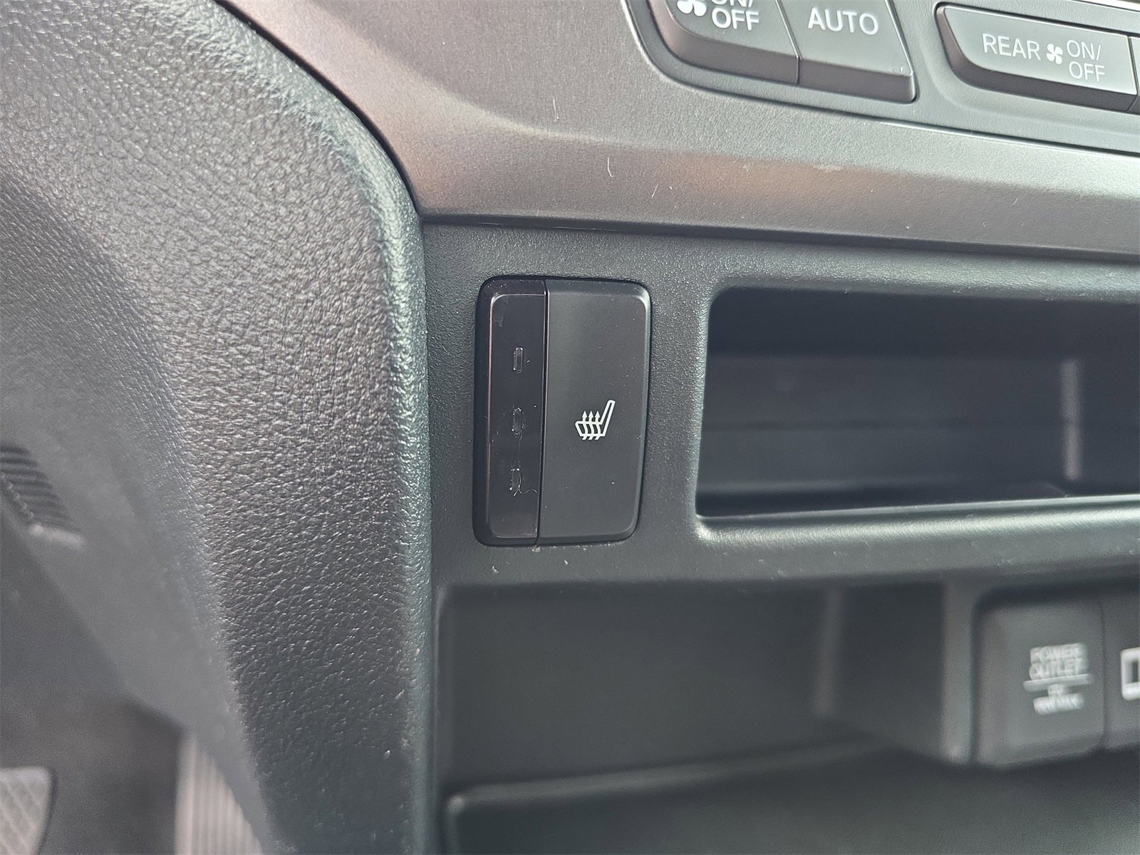 Used 2022 Honda Pilot Sport image 20